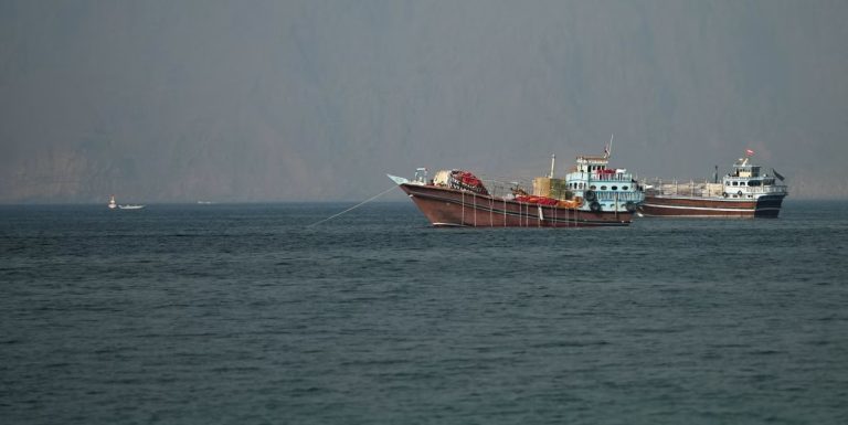 Mideast Fighting Widens With Attacks on Bahrain, Hormuz Tanker – WSJ