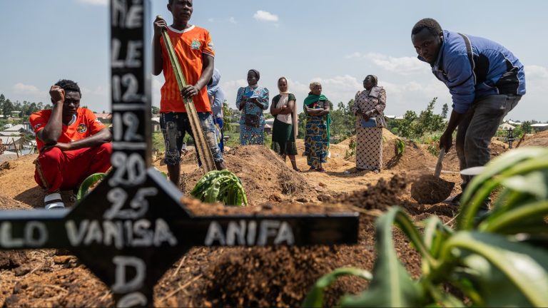 Confirmed Ebola cases in Congo outbreak top 1,000 with 254 deaths, authorities say